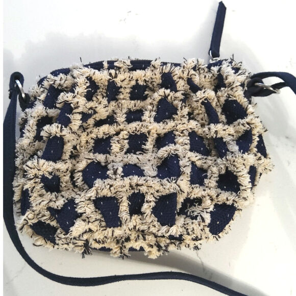 Free People Zamora Fringed Crossbody Bag in navy/cream strap boho cottagecore - Picture 3 of 8